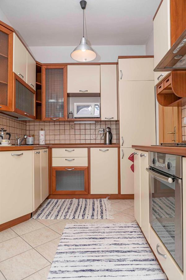 Castle View Apartment With Free Parking Bratislava Eksteriør billede